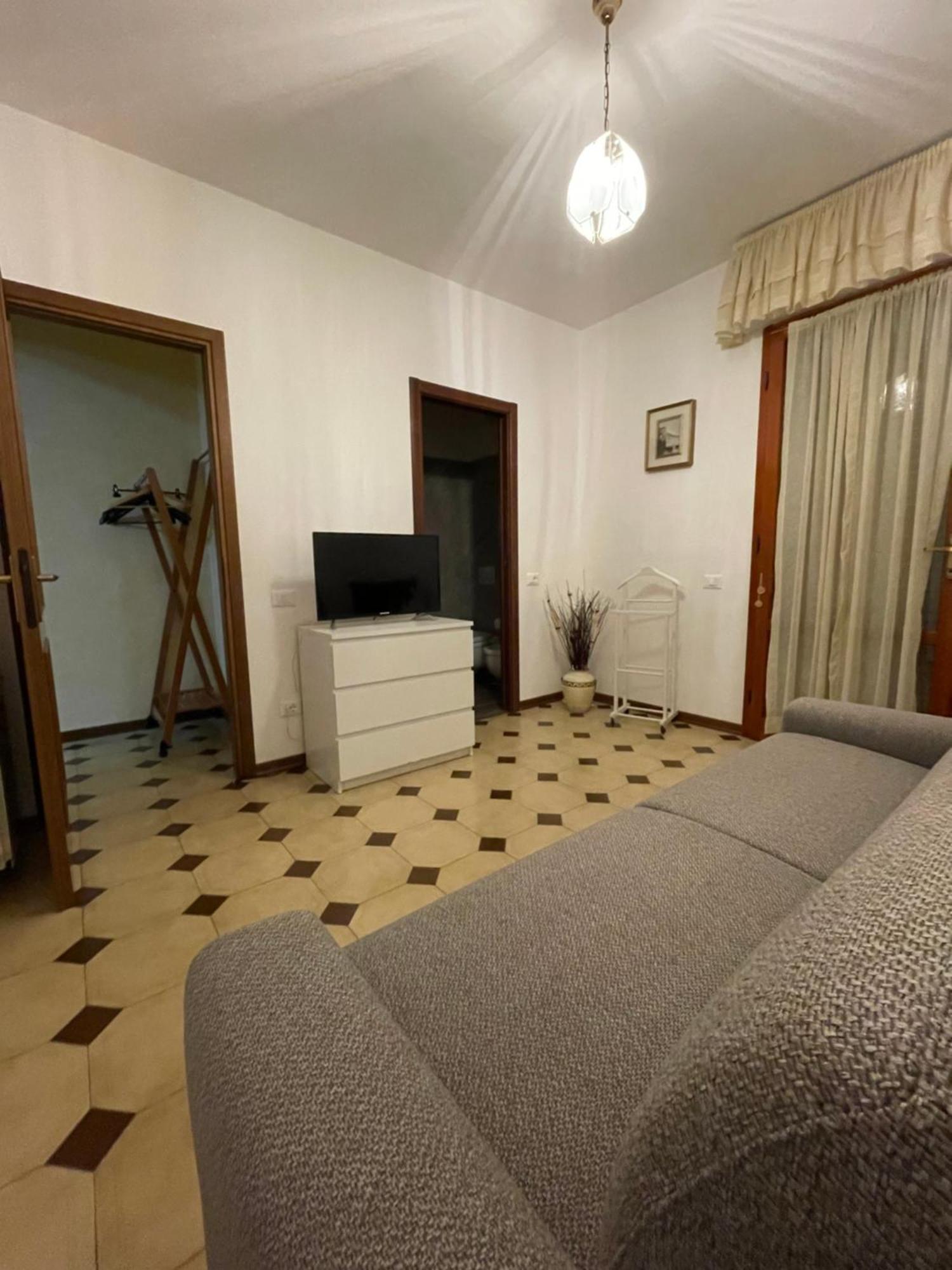 فيلا Casa Ceragioli فياريجيو المظهر الخارجي الصورة